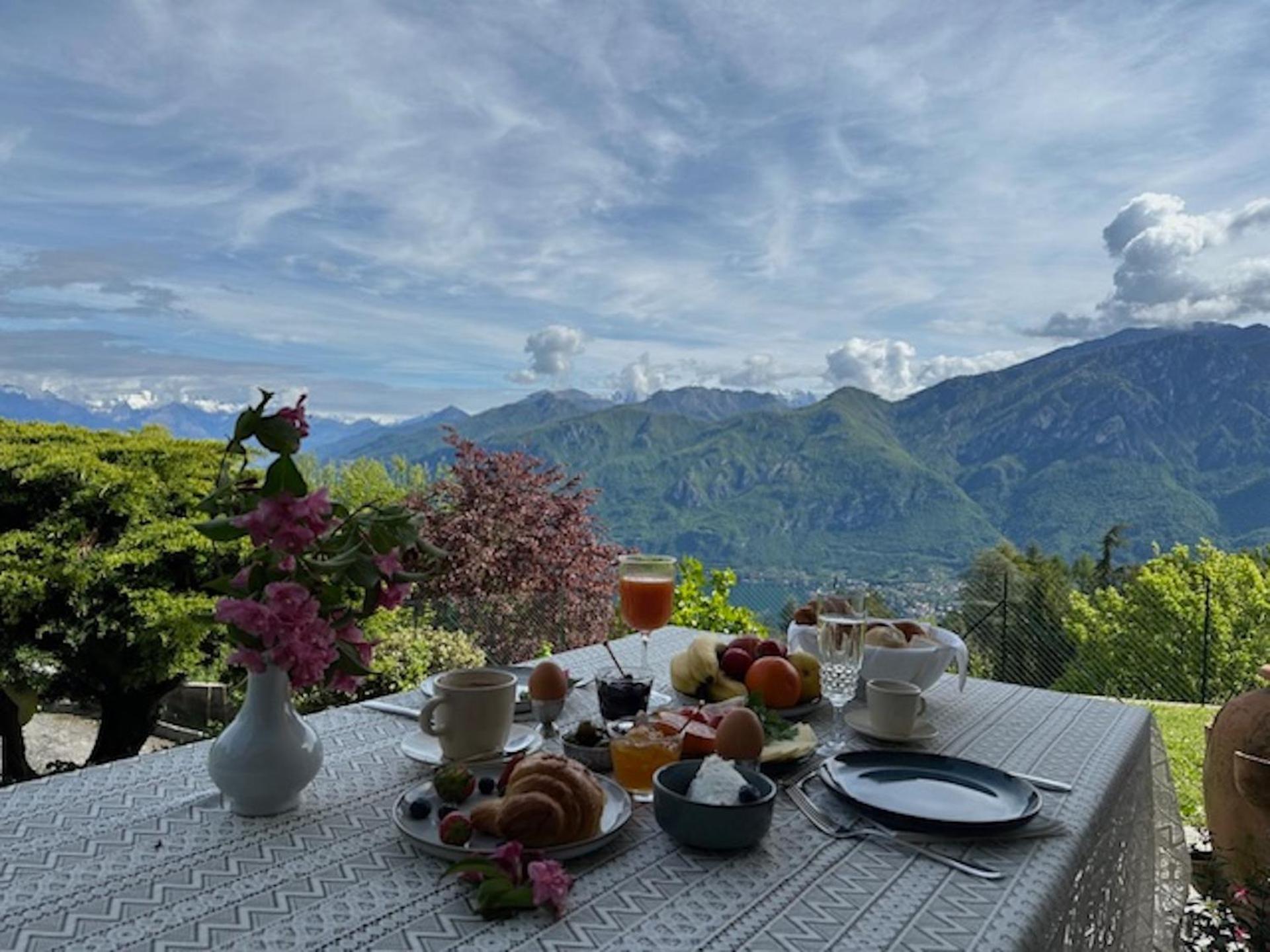 Villa D'Alba Guest House Civenna Zewnętrze zdjęcie